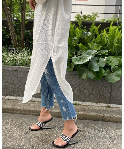 EGOIST（エゴイスト）の「オーバースリットロングシャツ（シャツ/ブラウス・レディース・ライトブラウン/ホワイト/カーキ・FREE）」の16枚目の写真