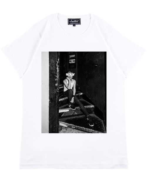 MEDICOM TOY(メディコムトイ)の「Amplifier “ROLLY” TEE design A(Tシャツ/カットソー・メンズ・ホワイト/ブラック・MEDIUM/LARGE/SMALL/X-LARGE)」の2枚目の写真