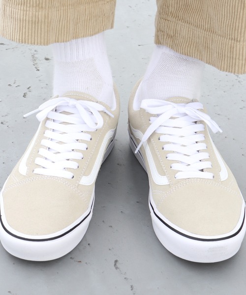 VANS（バンズ）の「VANS/ヴァンズ Comfycush Old Skool スウェードコンフィークッシュオールドスクール スニーカー（スニーカー・メンズ・ベージュ・8/6/7/8h/6h/5/9h/10/5h/9）」の7枚目の写真