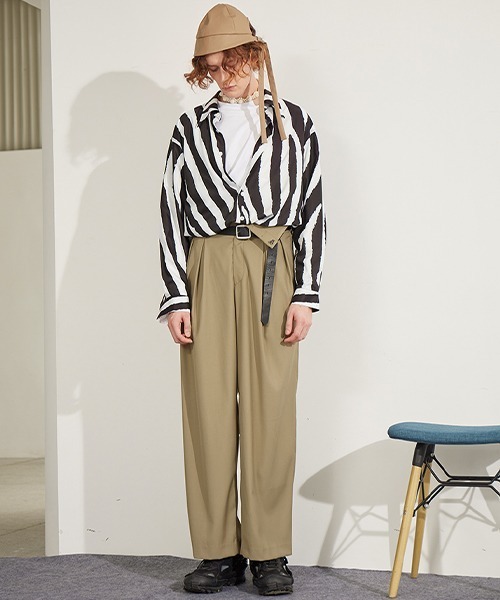 MIXSEVEN（ミックスセブン）の「【インフルエンサー別注カラー販売】3カラータックデザインスラックス　M9Q1618【MIX SEVEN】（スラックス・メンズ・ベージュ/ブラウン/ホワイト・M/S/L/XL）」の4枚目の写真