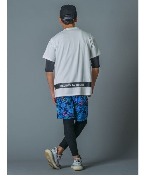 REGIEVO(レジエボ)の「REGIEVO 花柄フラワープリントショートパンツ(その他パンツ・メンズ・レッド/ブルー・L/M/XL/S)」の5枚目の写真
