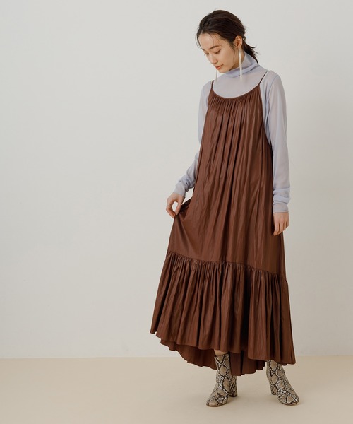 ADAM ET ROPE'(アダムエロペ)の「シアーメローシフォンタートル(Tシャツ/カットソー・レディース・ブラック/ホワイト/ベージュ系その他/ミント/サックスブルー・FREE)」の21枚目の写真