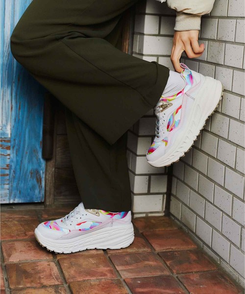 Ugg Ca805 X Pop Prints アグ シーエーハチマルゴ X ポップ プリント Sp スニーカー Atmos アトモス のファッション通販 Zozotown