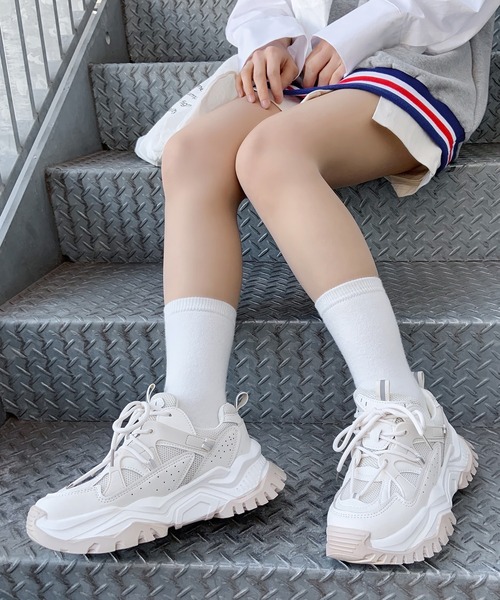 Figments（フィグメンツ）の「UGLYスニーカー（スニーカー・レディース・オフホワイト/ブラック・SMALL/MEDIUM）」の16枚目の写真