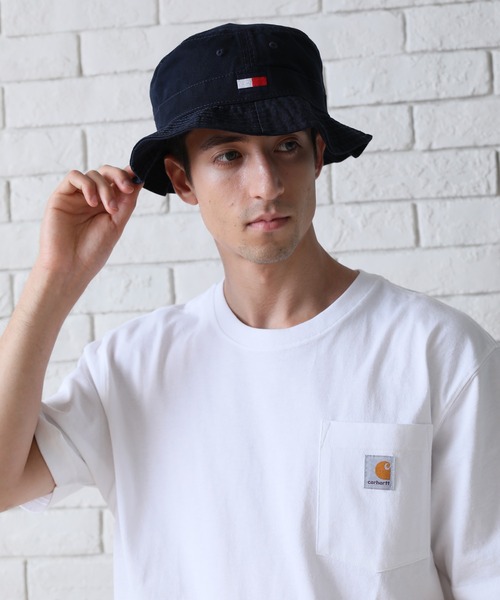 TOMMY HILFIGER（トミーヒルフィガー）の「【TOMMY HILFIGER/トミーヒルフィガー】ワンポイントロゴ バケットハット（ハット・メンズ・ネイビー/ストーン・L-XL/S-M）」の8枚目の写真