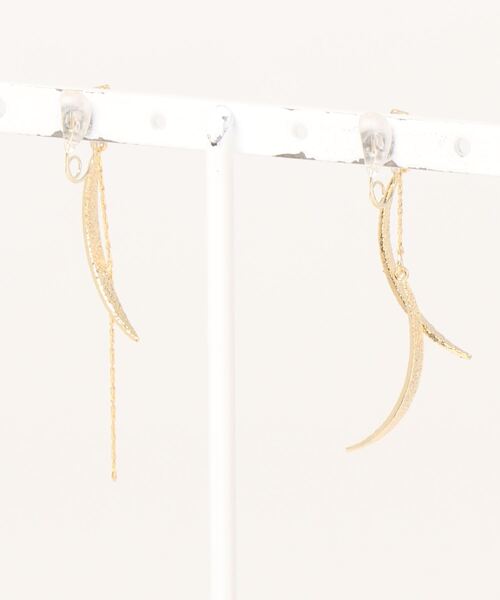 Phoebe(フィービィー)の「【痛くないシリーズ】シャイニーアシンメトリークリスタルループフィットイヤリング(イヤリング・レディース・シルバー/ゴールド・FREE)」の8枚目の写真