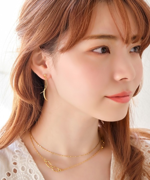 Phoebe(フィービィー)の「【痛くないシリーズ】シャイニーアシンメトリークリスタルループフィットイヤリング(イヤリング・レディース・シルバー/ゴールド・FREE)」の12枚目の写真