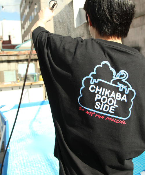 CHIKABA（チカバ）の「【CHIKABA POOL SIDE】ビックシルエット半袖バックプリントエモTシャツ（Tシャツ/カットソー・メンズ・パープル/ブラック系/ブルー系/ベージュ/ホワイト系1/ベージュ系1/ブラック/ホワイト系/ベージュ系/パープル系/パープル系1/ホワイト/ブルー/ブラック系1/ブルー系1・MEDIUM/LARGE）」の22枚目の写真