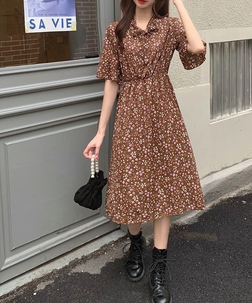 Urge 小花柄 レトロ リボン ワンピース Urge 小花柄 レトロ リボン ワンピース