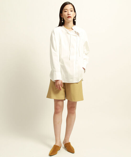 Ray BEAMS（レイビームス）の「Ray BEAMS / アシンメトリー リボン シャツ（シャツ/ブラウス・レディース・ブラック/ホワイト・ONE SIZE）」の6枚目の写真