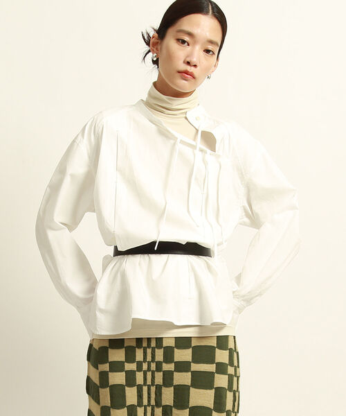 Ray BEAMS（レイビームス）の「Ray BEAMS / アシンメトリー リボン シャツ（シャツ/ブラウス・レディース・ブラック/ホワイト・ONE SIZE）」の13枚目の写真