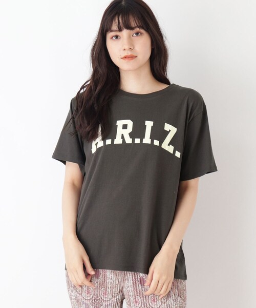 Cutie Blonde（キューティーブロンド）の「◆【S-L】BIGロゴプリントTシャツ（Tシャツ/カットソー・レディース・チャコールグレー/オフホワイト/カーキ・01/02/03）」の3枚目の写真