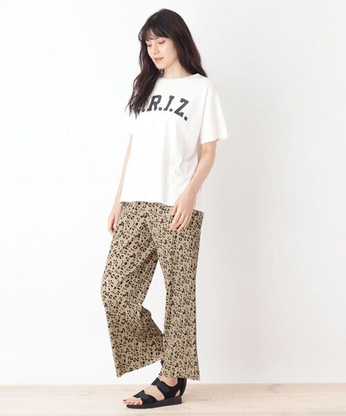 Cutie Blonde（キューティーブロンド）の「◆【S-L】BIGロゴプリントTシャツ（Tシャツ/カットソー・レディース・チャコールグレー/オフホワイト/カーキ・01/02/03）」の11枚目の写真