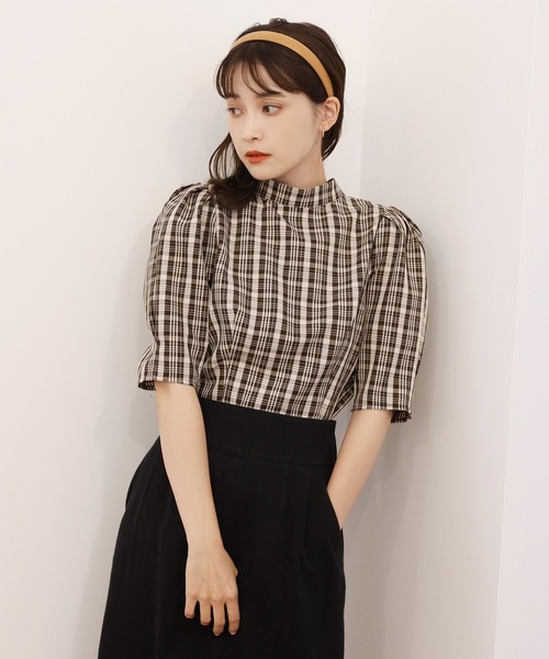 one after another NICE CLAUP(ワンアフターアナザーナイスクラップ)の「バックリボン袖コンシャスブラウス(シャツ/ブラウス・レディース・オフホワイト/ブラウン系その他/ベージュ系その他/ピンクベージュ・FREE)」の6枚目の写真
