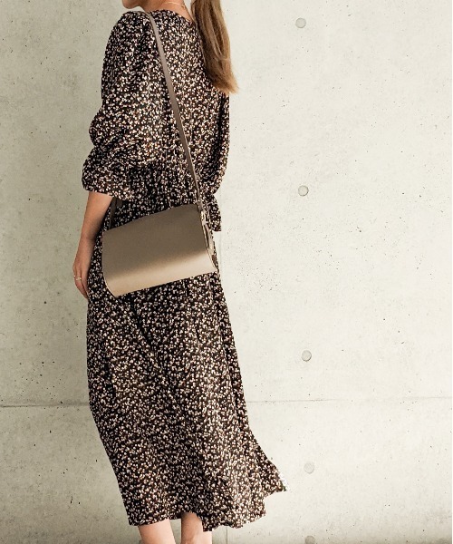 Per sist ence（パーシエンス）の「Per sist ence/パーシエンス　フラワープリント レトロ ロングワンピース（ワンピース・レディース・イエロー/ブルー/アイボリー/ブラック・FREE）」の9枚目の写真