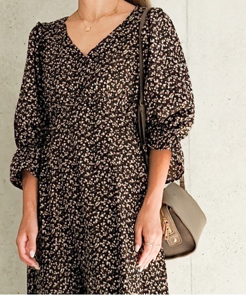 Per sist ence（パーシエンス）の「Per sist ence/パーシエンス　フラワープリント レトロ ロングワンピース（ワンピース・レディース・イエロー/ブルー/アイボリー/ブラック・FREE）」の11枚目の写真