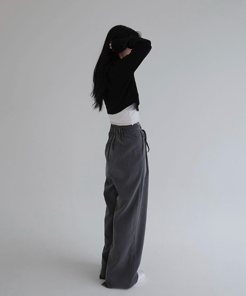 MANGROVE(マングローブ)の「ストリングベルトリラックスストレートスラックス(スラックス・レディース・ブラック/グレー・MEDIUM/LARGE)」の9枚目の写真