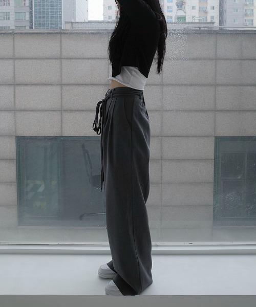MANGROVE(マングローブ)の「ストリングベルトリラックスストレートスラックス(スラックス・レディース・ブラック/グレー・MEDIUM/LARGE)」の17枚目の写真