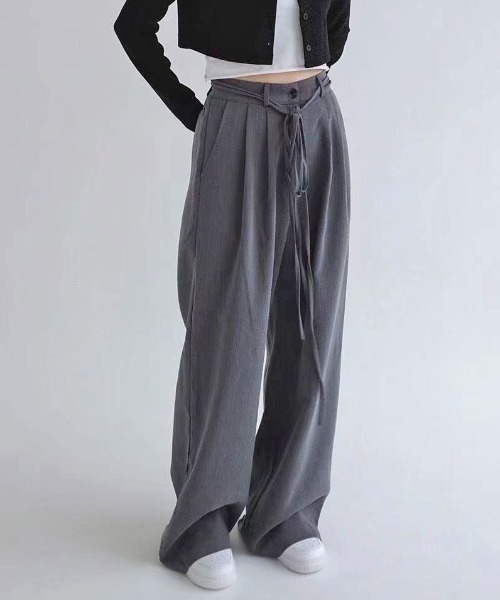MANGROVE(マングローブ)の「ストリングベルトリラックスストレートスラックス(スラックス・レディース・ブラック/グレー・MEDIUM/LARGE)」の19枚目の写真