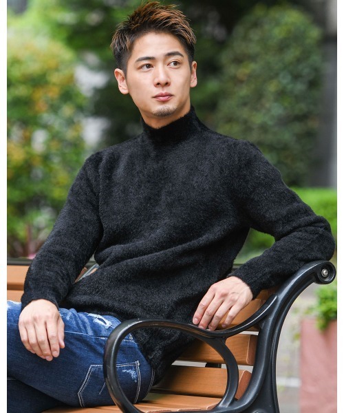 GOSTAR DE FUGA(ゴスタール ジフーガ)の「『GOSTAR DE FUGA』ヒョウ柄フェザーヤーンプルオーバー長袖ニット(ニット/セーター・メンズ・ブラック/ブラック×グレー・M/L)」の2枚目の写真