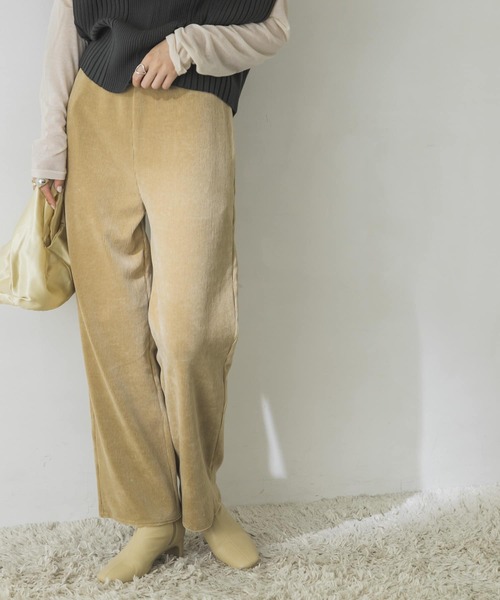 URBAN RESEARCH（アーバンリサーチ）の「ニットコールストレートパンツ（その他パンツ・レディース・ベージュ/チャコールグレー・FREE）」の14枚目の写真