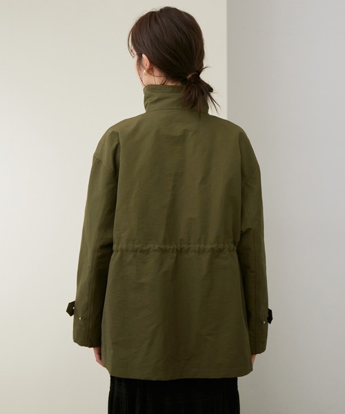 ROPE'（ロペ）の「【WEB限定】撥水ミリタリーブルゾン（ミリタリージャケット・レディース・キャメル/カーキ・38）」の20枚目の写真