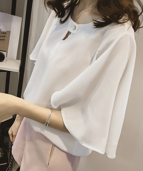 Amulet(アミュレット)の「フレアスリーブブラウス(シャツ/ブラウス・レディース・ホワイト/グレー/ピンク・M/L/XL)」の1枚目の写真