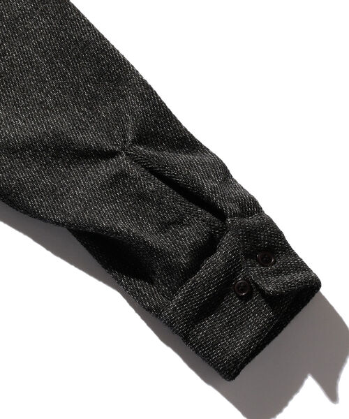 BEAMS PLUS(ビームスプラス)の「BEAMS PLUS / モール ツイル オープンカラー ミリタリー シャツ(シャツ/ブラウス・メンズ・チャコールグレー/オリーブ・LARGE/MEDIUM/X-LARGE/SMALL)」の14枚目の写真