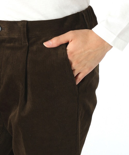 COMME CA ISM（コムサイズム）の「コーデュロイ テーパードパンツ（スラックス・メンズ・ホワイト/ダークブラウン/チャコール・SMALL/MEDIUM/LARGE）」の7枚目の写真