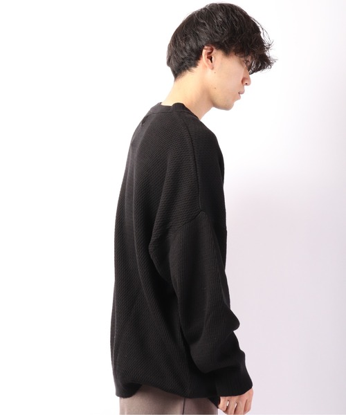 Revo.(レボ)の「ハニカムワッフル コットンニット LS Tee(ニット/セーター・メンズ・ブラック/カーキ/ナチュラル・L/M)」の8枚目の写真