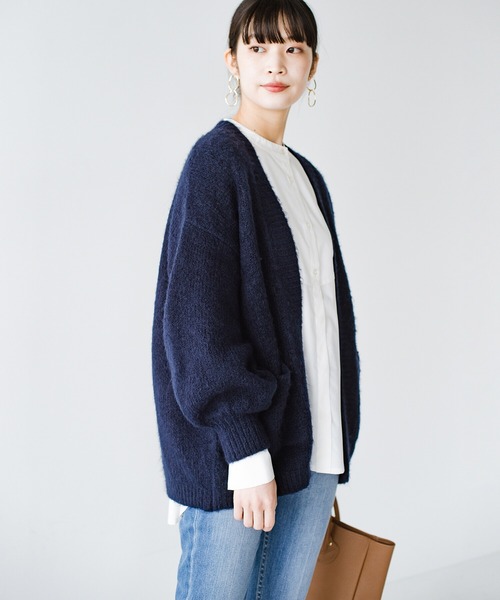 haco!(ハコ)の「サッと羽織ってアウター感覚でも使える!ふんわりやわらか素材のゆるシルエットカーディガン(カーディガン/ボレロ・レディース・ベージュ/ネイビー・SMALL/LARGE/MEDIUM/X-LARGE)」の17枚目の写真