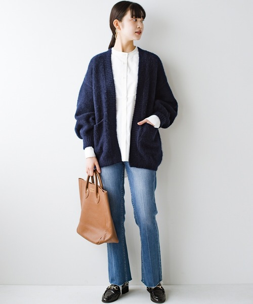 haco!(ハコ)の「サッと羽織ってアウター感覚でも使える!ふんわりやわらか素材のゆるシルエットカーディガン(カーディガン/ボレロ・レディース・ベージュ/ネイビー・SMALL/LARGE/MEDIUM/X-LARGE)」の20枚目の写真