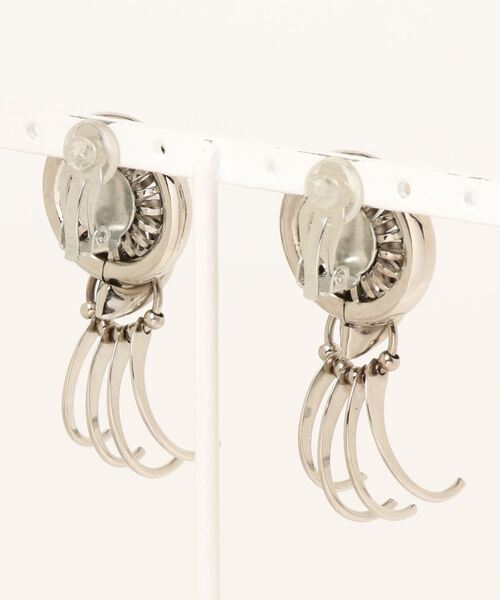 FUMIE TANAKA(フミエタナカ)の「【FUMIE=TANAKA / フミエタナカ】curl earring カール イヤリング(イヤリング・レディース・シルバー/ゴールド・FREE)」の3枚目の写真