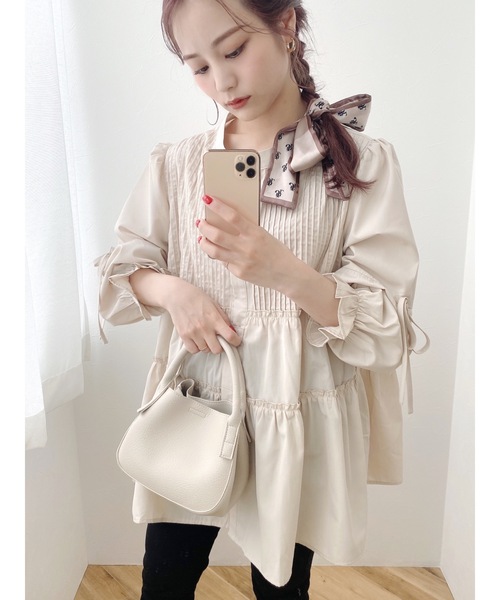 JUMELLE(ジュメロ)の「ティアードリボンブラウス(シャツ/ブラウス・レディース・ベージュ・FREE)」の10枚目の写真