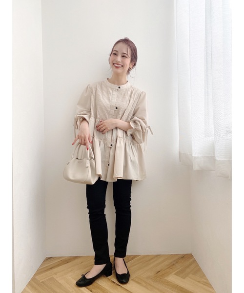 JUMELLE(ジュメロ)の「ティアードリボンブラウス(シャツ/ブラウス・レディース・ベージュ・FREE)」の6枚目の写真