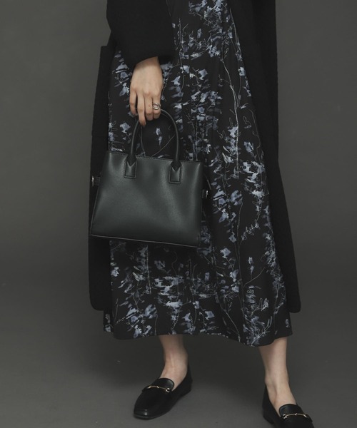 SENSE OF PLACE by URBAN RESEARCH（センスオブプレイスバイアーバンリサーチ）の「2WAYサイドベルトミニトートバッグ（ショルダーバッグ・レディース・ブラック/カーキ/モカ・ONE）」の4枚目の写真