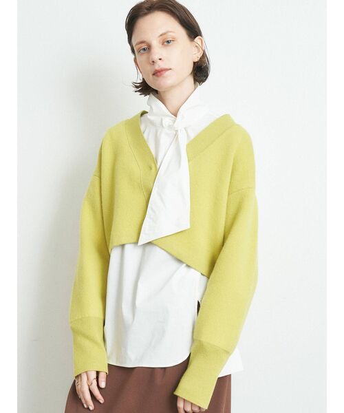 ELENDEEK（エレンディーク）の「スカーフカラーブラウス（シャツ/ブラウス・レディース・ブラック/オフホワイト/イエロー・FREE）」の6枚目の写真