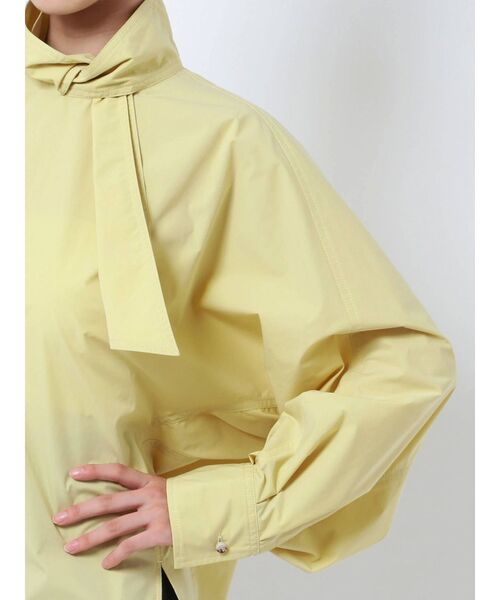 ELENDEEK（エレンディーク）の「スカーフカラーブラウス（シャツ/ブラウス・レディース・ブラック/オフホワイト/イエロー・FREE）」の15枚目の写真