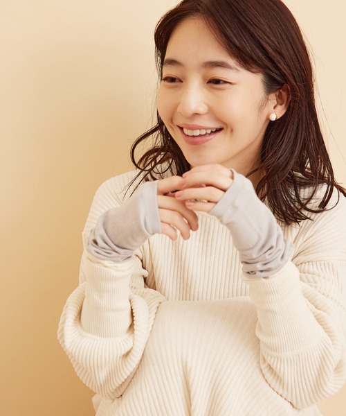 SALON adam et rope'（サロン アダム エ ロペ）の「オリジナル＿warmth マルチウォーマー（手袋・レディース・グレー/ピンク系その他2・FREE）」の4枚目の写真