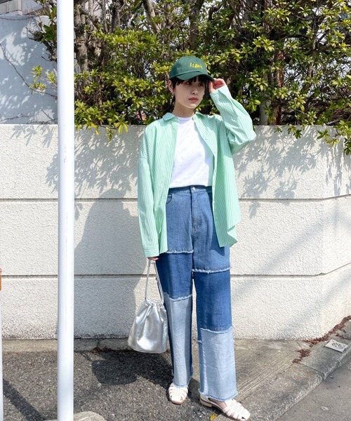 LAVEANGE(ラビアンジェ)の「バックロゴプリントストライプシャツ(シャツ/ブラウス・レディース・ピンク/ブルー/グリーン・LL/3L/4L/5L/M)」の17枚目の写真