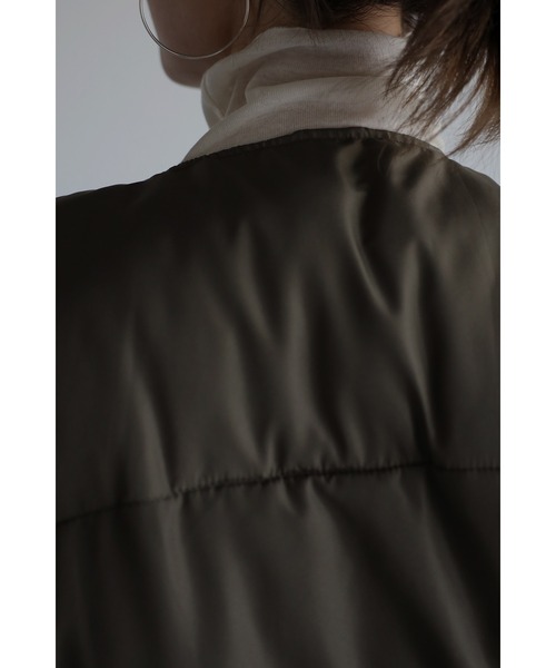 Bonjour Sagan（ボンジュールサガン）の「【ZOZO限定カラー】マフラー付きノーカラーダウンコート（ダウンジャケット/コート・レディース・アイボリー/ブラック/カーキ・FREE）」の19枚目の写真