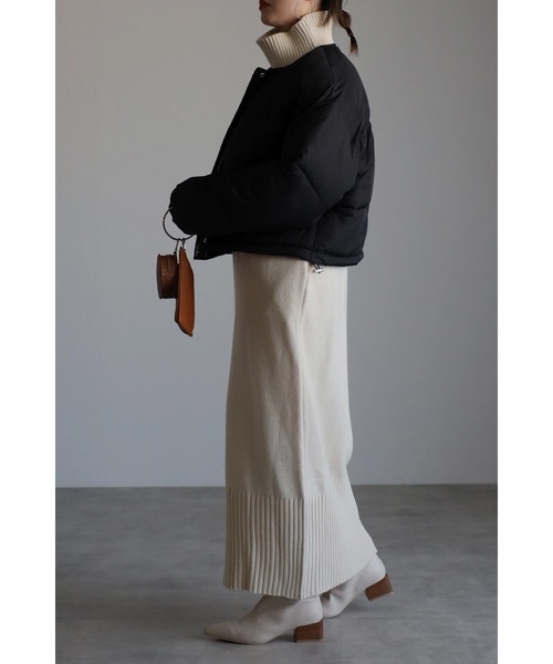 Bonjour Sagan（ボンジュールサガン）の「【ZOZO限定カラー】マフラー付きノーカラーダウンコート（ダウンジャケット/コート・レディース・アイボリー/ブラック/カーキ・FREE）」の5枚目の写真