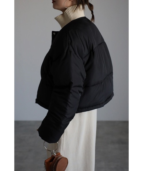 Bonjour Sagan（ボンジュールサガン）の「【ZOZO限定カラー】マフラー付きノーカラーダウンコート（ダウンジャケット/コート・レディース・アイボリー/ブラック/カーキ・FREE）」の9枚目の写真