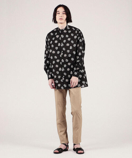 SOULEIADO（ソレイアード）の「コットンプリント バンドカラーシャツ