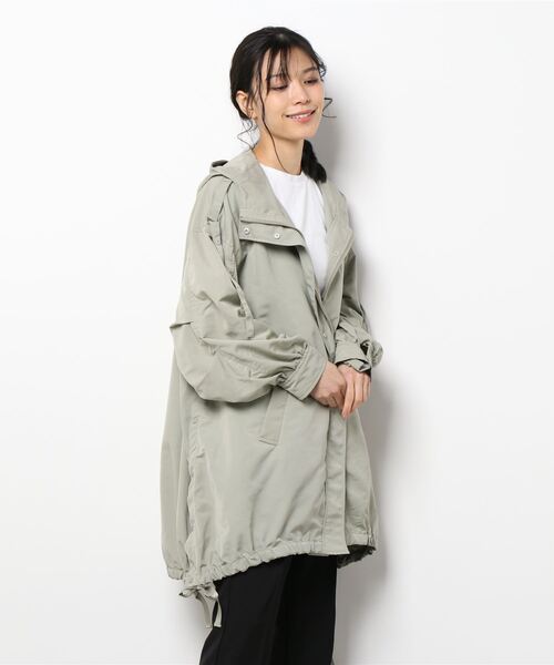 libelle more（リベル モア）の「撥水ミリタリーコート（ミリタリージャケット・レディース・カーキ/ブラック/グレイッシュベージュ・M/L）」の3枚目の写真