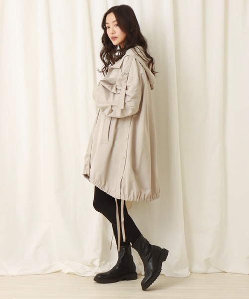 libelle more（リベル モア）の「撥水ミリタリーコート（ミリタリージャケット・レディース・カーキ/ブラック/グレイッシュベージュ・M/L）」の4枚目の写真