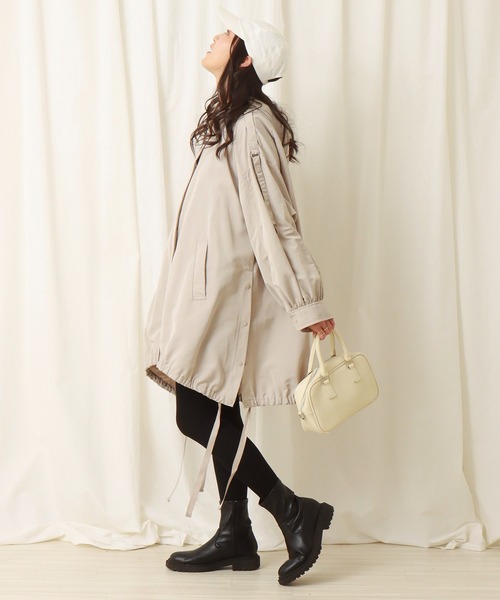 libelle more（リベル モア）の「撥水ミリタリーコート（ミリタリージャケット・レディース・カーキ/ブラック/グレイッシュベージュ・M/L）」の8枚目の写真