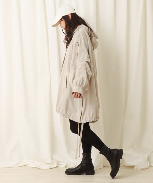 libelle more（リベル モア）の「撥水ミリタリーコート（ミリタリージャケット・レディース・カーキ/ブラック/グレイッシュベージュ・M/L）」の9枚目の写真