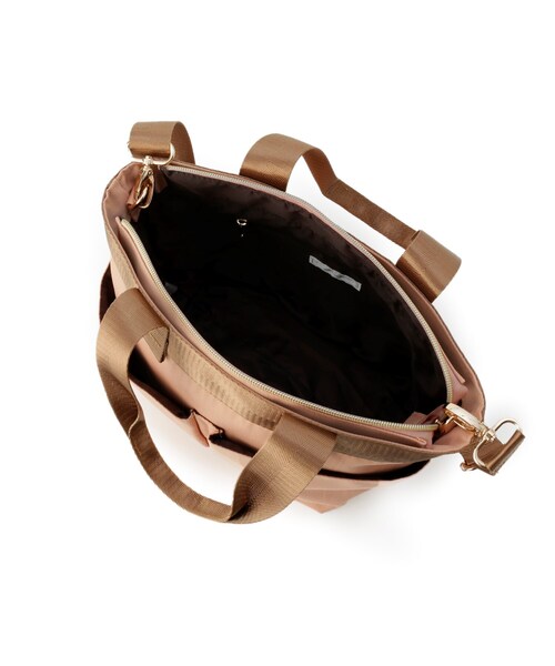 DRESKIP（ドレスキップ）の「◆【撥水/大きめ収納ポケット4つ】2WAYショルダー付きトート（トートバッグ・レディース・ブラック/ベージュ/パープル系4/ピンク系・00）」の9枚目の写真