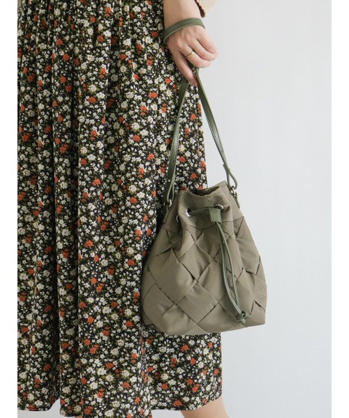 Te chichi（テチチ）の「【web限定】ナイロンメッシュミニショルダーバッグ（ショルダーバッグ・レディース・オリーブ/ブラック/ベージュ・ﾌﾘ-）」の3枚目の写真